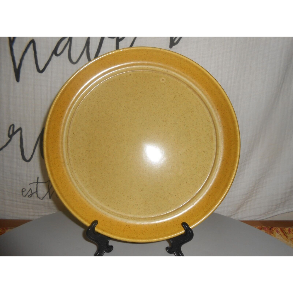 Set Of 4 Vintage Homer Laughlin Made In USA 1974 Yellow Stoneware Dinner Plates